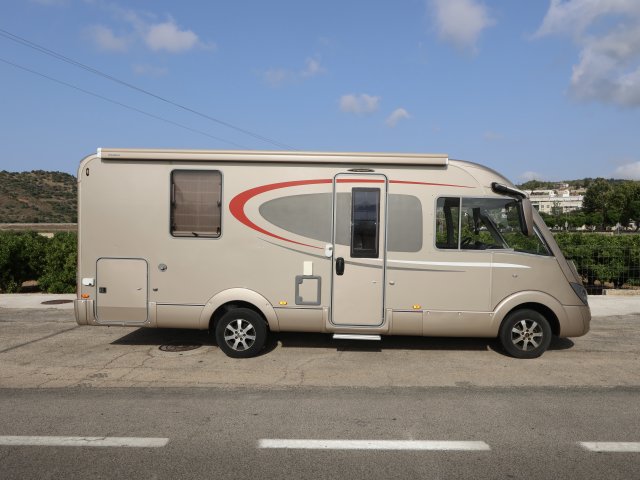 Burstner Aviano I 695 
