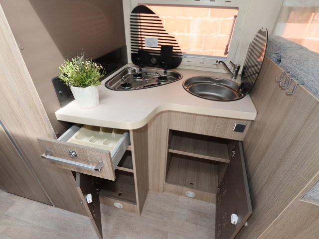 Chausson Flash 616 