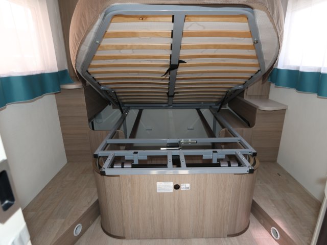 Chausson Flash 718 XLB 