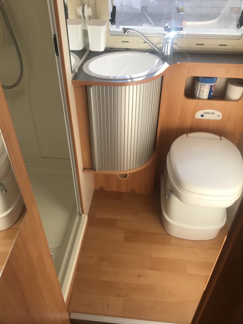 Adria Coral A 640 SK 